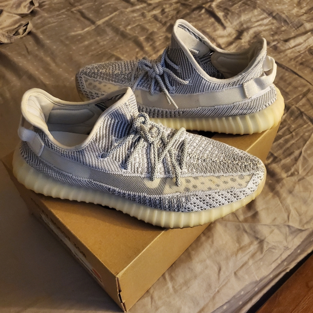 Yeezy Boost 350 V2 'Static'